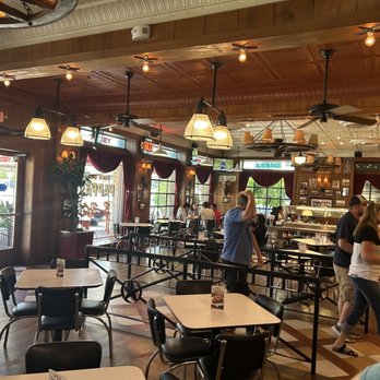 Pappas Bar-B-Q - Interior - Barbeque Near Me - Houston, Texas Pappas Bar-B-Q - Interior - Barbeque Near Me - Houston, Texas