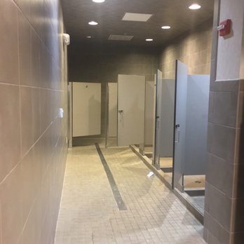 LA Fitness - Shower area - Gyms Near Me - Charlotte, North Carolina LA Fitness - Shower area - Gyms Near Me - Charlotte, North Carolina