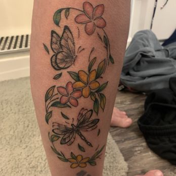 Sweet Trade Tattoo - Tattoo Near Me - Lahaina, Hawaii Sweet Trade Tattoo - Tattoo Near Me - Lahaina, Hawaii