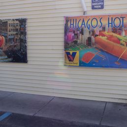 Corky 's Dogg House