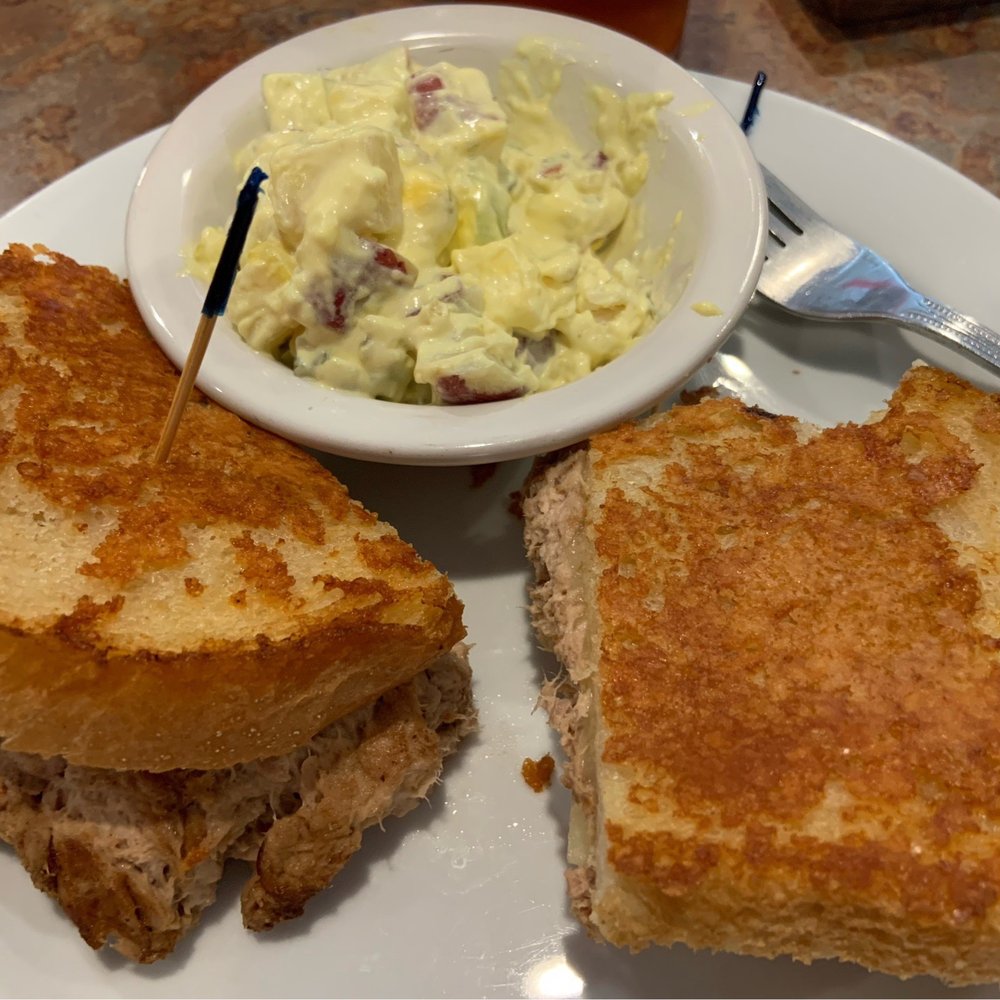 Annie's Cafe - Temecula - Delicious tuna melt sandwich and potato salad. - Breakfast & Brunch Near Me - Temecula, California Annie's Cafe - Temecula - Delicious tuna melt sandwich and potato salad. - Breakfast & Brunch Near Me - Temecula, California