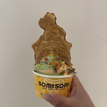 Somisomi - Thai tea swirl w/matcha - Desserts Near Me - Santa Clara, California