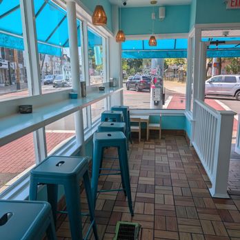 River Street Cones and Cups - Ice Cream & Frozen Yogurt Near Me - Milford, Connecticut