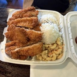 Chicken Katsu plate with white steamed rice and macaroni salad.