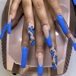 Gold Nails & Spa