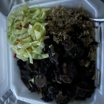 SimLo's Island Cafe - a meal in a styrofoam container - Caribbean Near Me - Fayetteville, North Carolina SimLo's Island Cafe - a meal in a styrofoam container - Caribbean Near Me - Fayetteville, North Carolina