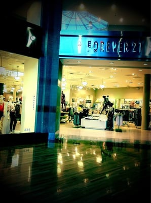 Forever 21 by null
