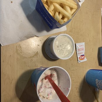 Dairy Queen Grill & Chill - Chicken Strip Basket (chicken not pictured), Frosted Animal Cookie Blizzard - Fast Food Near Me - Mexico, Missouri