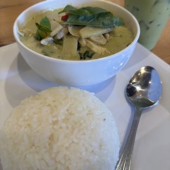 Na Nah Thong - Thai Near Me - Fresno, California Na Nah Thong - Thai Near Me - Fresno, California
