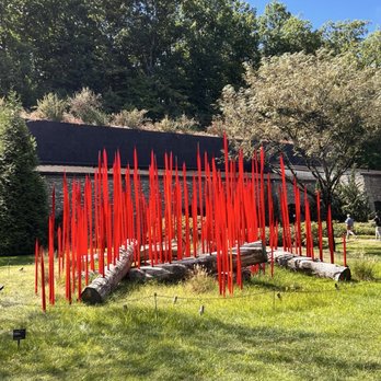Maker's Mark Distillery - Red Reeds on logs exhibit - Tours Near Me - Loretto, Kentucky Maker's Mark Distillery - Red Reeds on logs exhibit - Tours Near Me - Loretto, Kentucky