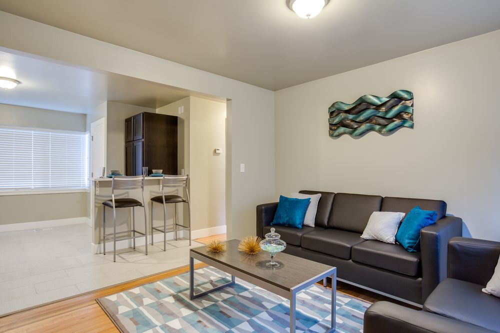 UNIVERSITY GARDENS APARTMENTS Updated October 2024 11 Photos & 13