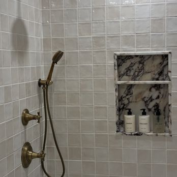Sadiels Granite - Calacatta Viola Marble Niche - Countertop Installation Near Me Sadiels Granite - Calacatta Viola Marble Niche - Countertop Installation Near Me