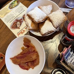 Pig-Candy Bacon Bites Starter Beignets Starter Pig-Candy Bacon Bites Starter Beignets Starter