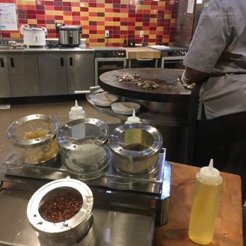 8th Street Campus Kitchen - Mongolian grill for your hibachi food. Choose between noodles or rice - New American Near Me - Miami, Florida
