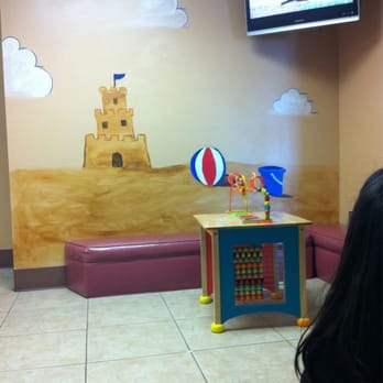 Moreno Valley Childrens Dentistry - Kids waiting area - Pediatric Dentists Near Me - Moreno Valley, California Moreno Valley Childrens Dentistry - Kids waiting area - Pediatric Dentists Near Me - Moreno Valley, California