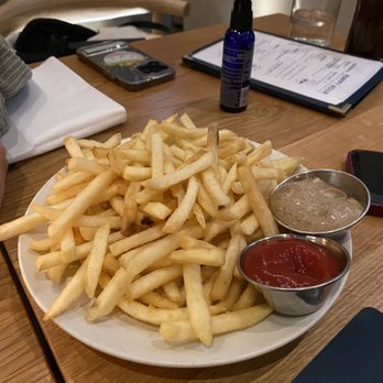Isla & Co. - Midtown - French Fries - Australian Near Me - New York, New York