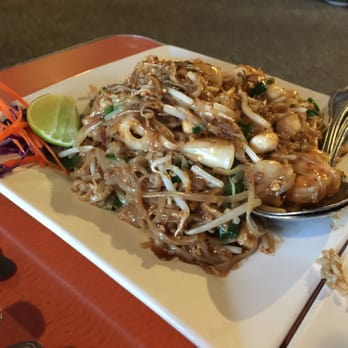Pad Thai Restaurant - Thai Near Me - Clovis, California