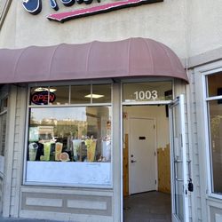 Teatime - Front entrance