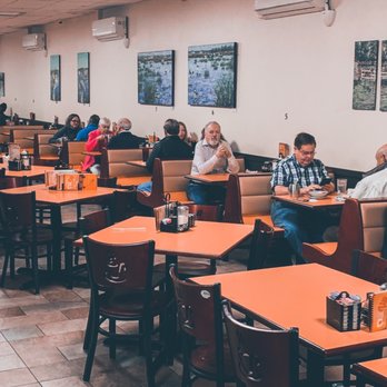 Sunny Side Up - Seating with cafeteria atmosphere - Breakfast & Brunch Near Me - Savannah, Georgia