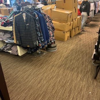 Men's Wearhouse - Box's stacked everywhere - Men's Clothing Near Me - CLACKAMAS, Oregon Men's Wearhouse - Box's stacked everywhere - Men's Clothing Near Me - CLACKAMAS, Oregon