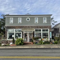 Cannon Beach Arts Association Gallery