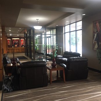 Chicago South Loop Hotel - The large and welcoming seating area in the front lobby - Hotels Near Me - Chicago, Illinois