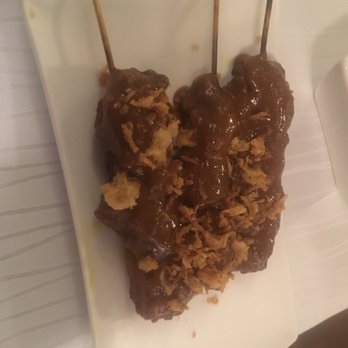 Restaurant Jun - SATÉ AYAM (Chicken satay with peanut sauce) - Indonesian Near Me - Amsterdam, New Hampshire