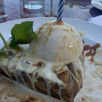 Geoffrey's Malibu - bread pudding dessert - Seafood Near Me - Malibu, California
