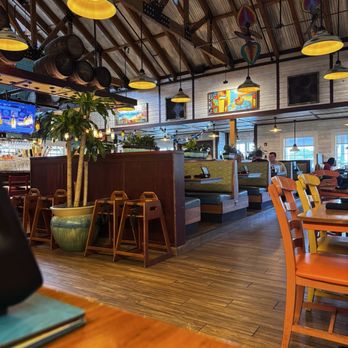 Bahama Breeze - Seating - Latin American Near Me - Charleston, South Carolina Bahama Breeze - Seating - Latin American Near Me - Charleston, South Carolina