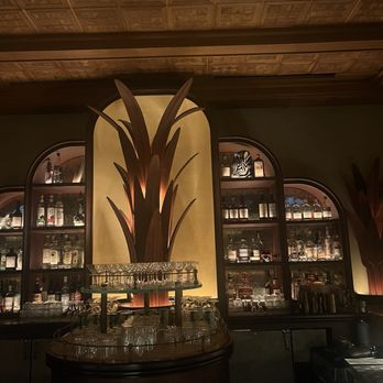 Sunny's Steakhouse - Cocktail Bars Near Me - Miami, Florida