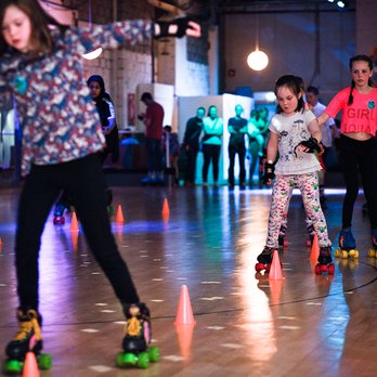 Roller Stop - Slalom skating - Sports Clubs Near Me - Glasgow, GLG