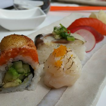 THE LOBBY LOUNGE & RAWBAR - some of the best sushi i have had in the city - Lounges Near Me - Vancouver, British Columbia THE LOBBY LOUNGE & RAWBAR - some of the best sushi i have had in the city - Lounges Near Me - Vancouver, British Columbia
