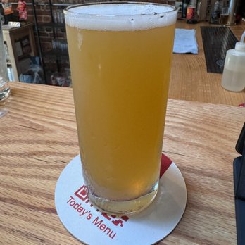 Abstract Realm Brewing Company - Extra Pale Ale. (short pour) - Breweries Near Me - Pittsburgh, Pennsylvania Abstract Realm Brewing Company - Extra Pale Ale. (short pour) - Breweries Near Me - Pittsburgh, Pennsylvania