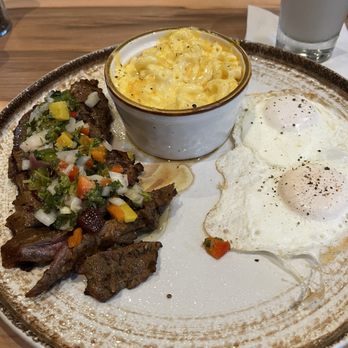 Lucas & Ella - Skirt steak with guava chimichurri, eggs, Mac n cheese. - Breakfast & Brunch Near Me - Aguadilla, Puerto Rico Lucas & Ella - Skirt steak with guava chimichurri, eggs, Mac n cheese. - Breakfast & Brunch Near Me - Aguadilla, Puerto Rico