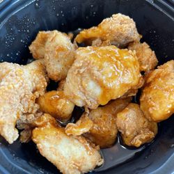 KFC - Not so saucy honey sriracha nuggets. Sad presentation and poorly prepared.
