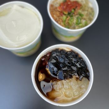 Fong On - Bottom - Sweet tofu pudding with aloe, red bean, and grass jelly. Top - Sweet tofu with ginger syrup + Savory tofu - Chinese Near Me - New York, New York Fong On - Bottom - Sweet tofu pudding with aloe, red bean, and grass jelly. Top - Sweet tofu with ginger syrup + Savory tofu - Chinese Near Me - New York, New York