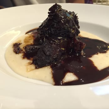 Mitja Galta - La MitjaGalta! Espectacular mejilla de ternera con salsa de chocolate y crema... - Catalan Near Me - Barcelona, B