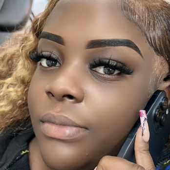V1 Nails - Wispy Individual Lashes and Eyebrows Tinting - Nail Salons Near Me - Chicago, Illinois