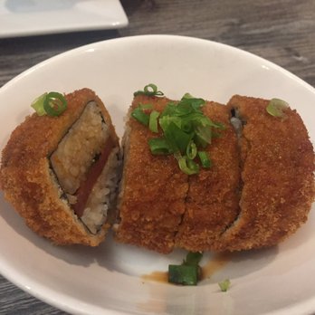 Da Kitchen Maui - fried spam musubi was legit! crispy! - Hawaiian Near Me - Kihei, Hawaii
