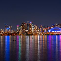 Aperturent - The Rogers Centre game stadium, again from Toronto Island Ward's Park.