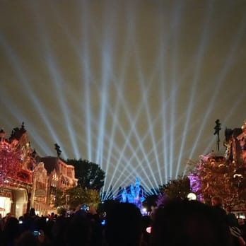 Disneyland Forever! Fireworks - ahhh so many spotlights, they make diamonds in the sky!! - Festivals Near Me - Anaheim, California