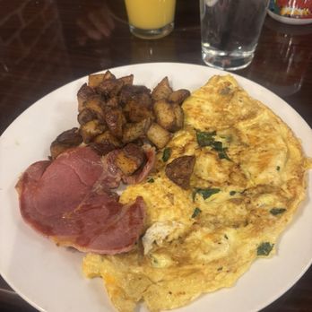 Market At Main - Breakfast & Brunch Near Me - Lynchburg, Virginia Market At Main - Breakfast & Brunch Near Me - Lynchburg, Virginia