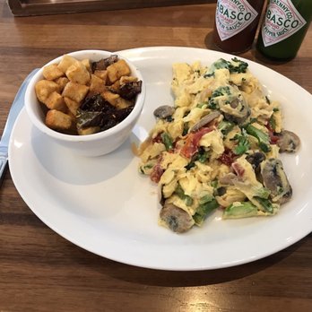 Hash Kitchen - Vegetable scrambler - Breakfast & Brunch Near Me - Scottsdale, Arizona