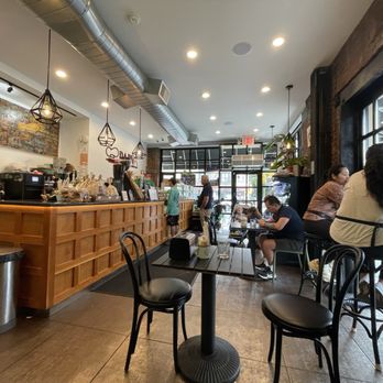 Parva Bakeshop Cafe - Inside the restaurant. - Coffee & Tea Near Me - Jackson Heights, New York