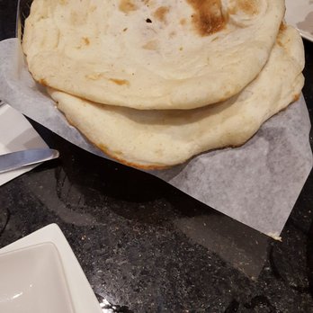 Me Va Me - Awesome pita. - Middle Eastern Near Me - Thornhill, Ontario