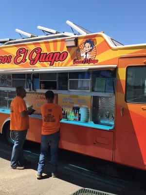 Tacos El Guapo by null