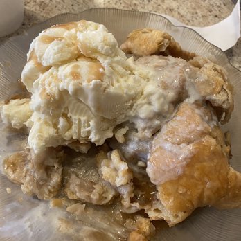 Apple Annie's - Hot apple dumplings - Breakfast & Brunch Near Me - Tulare, California Apple Annie's - Hot apple dumplings - Breakfast & Brunch Near Me - Tulare, California