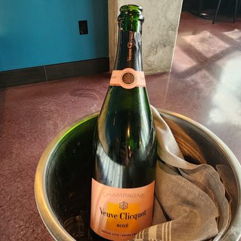 Island Soul - Champagne - Caribbean Near Me - Kirkland, Washington
