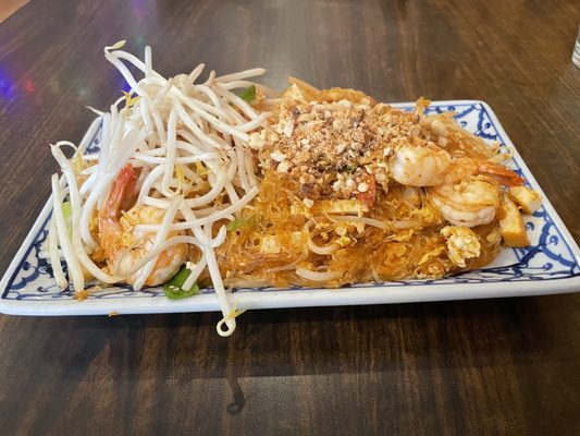 Ruen Thai Restaurant by null