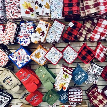 Souvenirs Neil - 6/5/25 - oven gloves and potholders - Gift Shops Near Me - Montreal, Quebec Souvenirs Neil - 6/5/25 - oven gloves and potholders - Gift Shops Near Me - Montreal, Quebec
